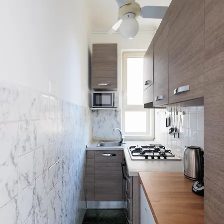 Alessia's Flat - Michetti 公寓 *