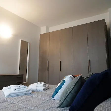 Apartament Rentopolis - Palazzo Candiani Mediolan