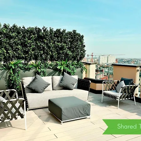 San Babila Duomo View With Shared Rooftop Terrace アパート