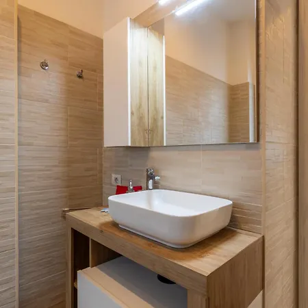 M2 - San Raffaele - Casa Cimiano * Milan