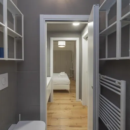 شقة & Modern Porta Vittoria-duomo By Rentopolis