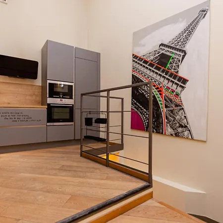 Luxury 3 Fiat, Ariberto Home, Tra Centro Storico Di E Navigli, Con Spaziosa Jacuzzi Apartment Milan