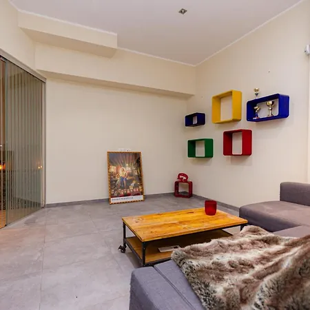 Luxury 3 Fiat, Ariberto Home, Tra Centro Storico Di E Navigli, Con Spaziosa Jacuzzi Lejlighed Milano