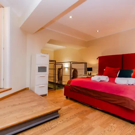 Luxury 3 Fiat, Ariberto Home, Tra Centro Storico Di E Navigli, Con Spaziosa Jacuzzi Lejlighed