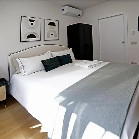Apartment Repvblic Lux