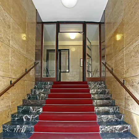 Repvblic Lux Apartman Milánó