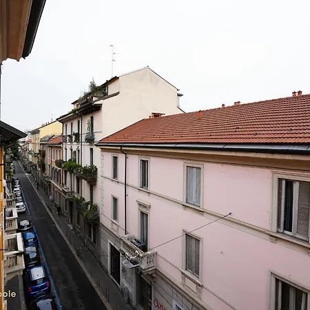 Centrale, Bilocale Su Due Livelli * ميلان