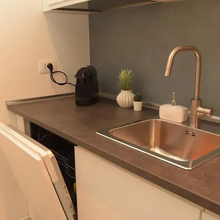 Niguarda's Nest - Monolocale A Due Passi Dall'ospedale Apartamento