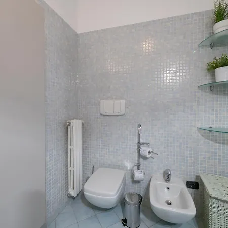 דירה I Host - Savona 127 *