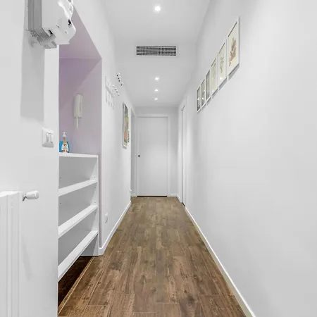 Corsica Comfort Suites-10 Min To Linate Airport Apartmán Milán