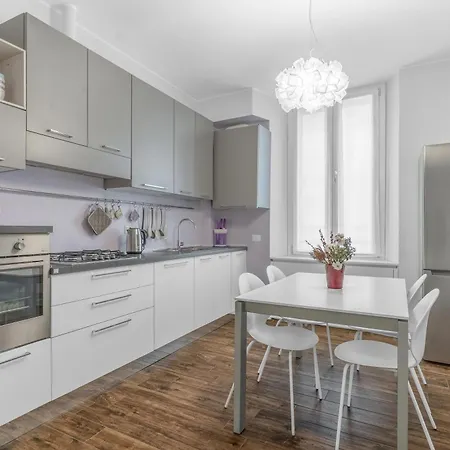 Apartament Corsica Comfort Suites-10 Min To Linate Airport *