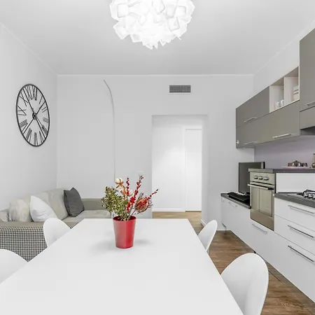 Corsica Comfort Suites-10 Min To Linate Airport