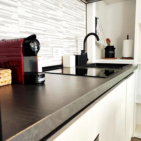 公寓 Fantastic Flat Famagosta Area, Forum, Parking, Netflix *