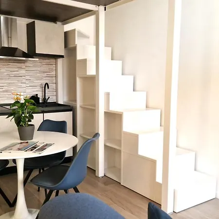 Fantastic Loft Famagosta Parkingnetflix * Milan