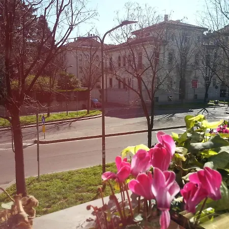Elegant Apartment, Close Downtown Apartamento *