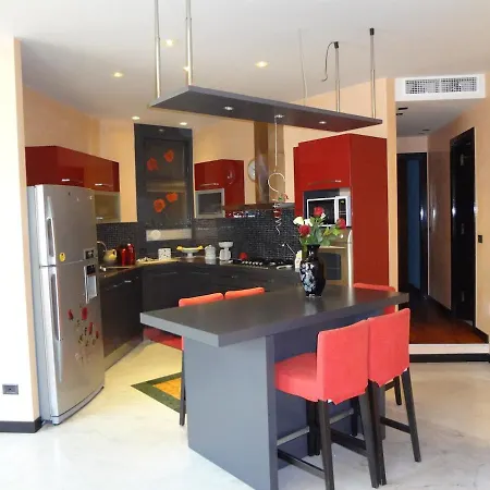 Elegant Apartment, Close Downtown Apartamento Milán