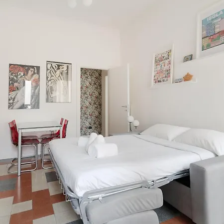 Garibaldi - Isola - Luminoso Bilocale Con Balcone *