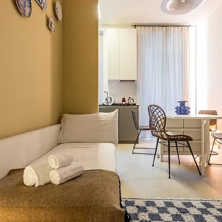 Apartman Luxury Design With Prestigious Artworks Milánó