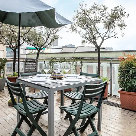 Appartement Dehomes - Porta Nuova Luxury, Terrace View Duomo Milan