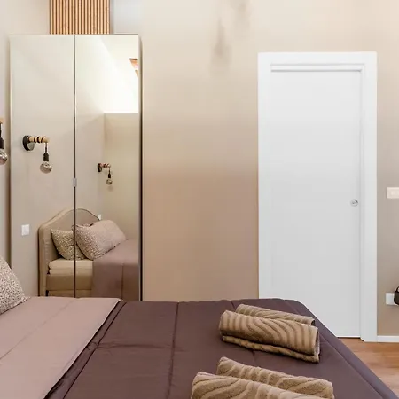 Apartman Cre12 - Loreto - Duomo - Design - Boho -chic Milánó