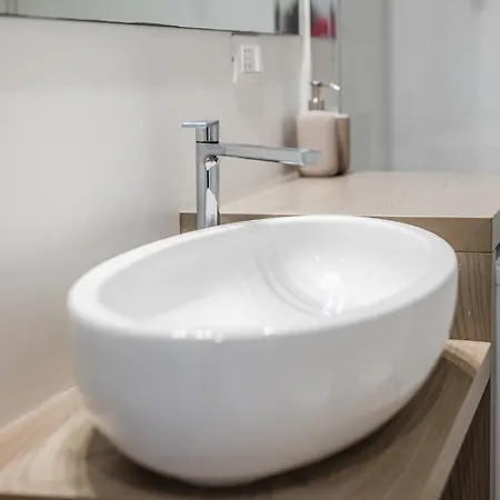 200mt Metro - Design For Creative Living