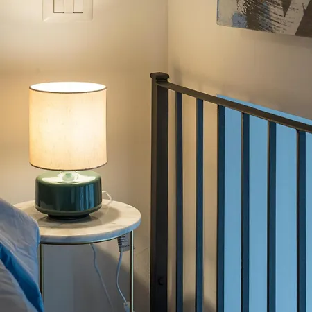 Casa In Palazzo Liberty - E Ben Collegato Διαμέρισμα *