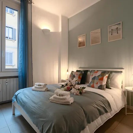 S&m Apartments- Casa Venere Porta Romana M3 * Milán