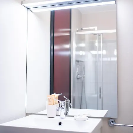 Duomo, La Residenza Isabella - Via Pantano House 아파트 *