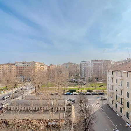 Urban View - Argonne Апартаменты