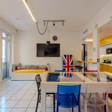 بيت للعطل Duomo Penthouse Milan, Terrace, Park, 8 Bed *