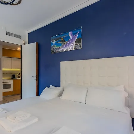 Duomo Penthouse Milan, Terrace, Park, 8 Bed بيت للعطل ميلان