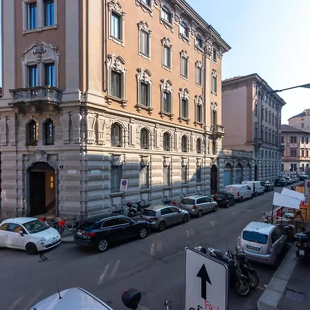 Duomo Penthouse Milan, Terrace, Park, 8 Bed بيت للعطل