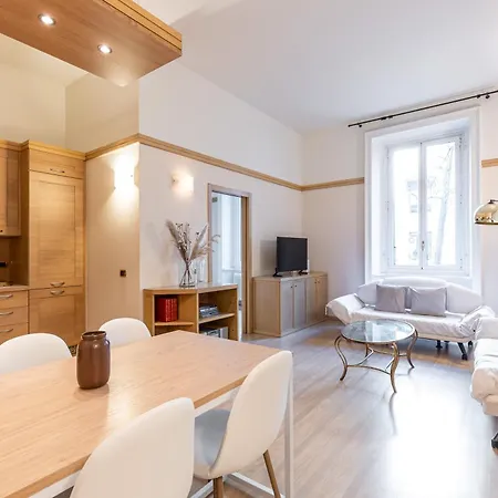 Beplace In Pagano Apartment Milan