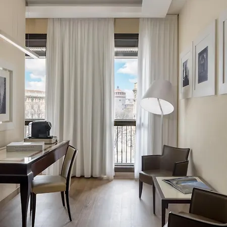 Hotel Una Cusani Milan