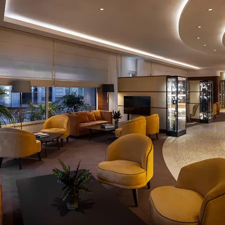 Una Cusani Hotel 4*