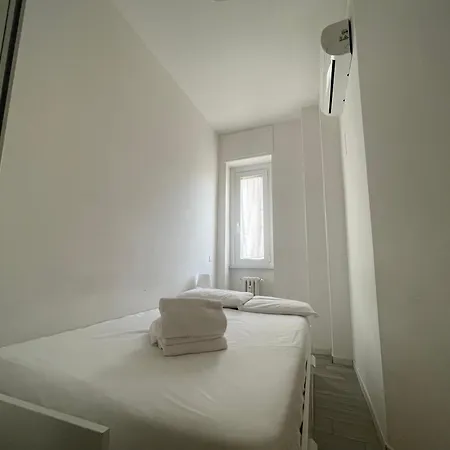 Apartment Gardone - Ampio Con 2 Da Letto - Comodo Per Duomo! *