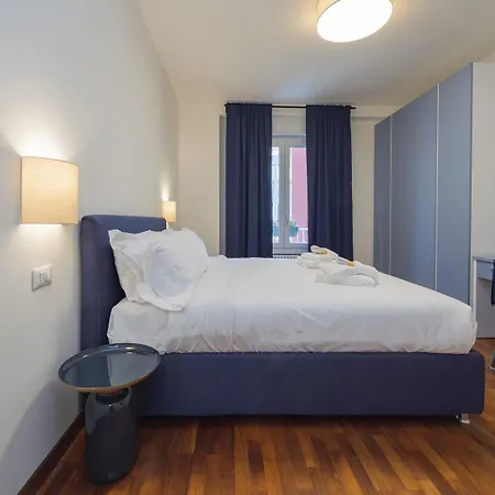 Apartment Spacious 2bdr With Balcony Arco-sempione Area, By Rentopolis *
