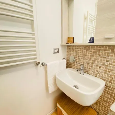 Isola Bosco Verticale