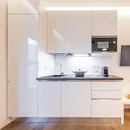 Διαμέρισμα Cenisio Modern And Bright Urban Retreat
