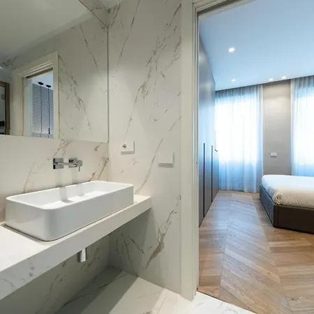 Appartement Palazzo Fontana Duomo View Golden House Milaan