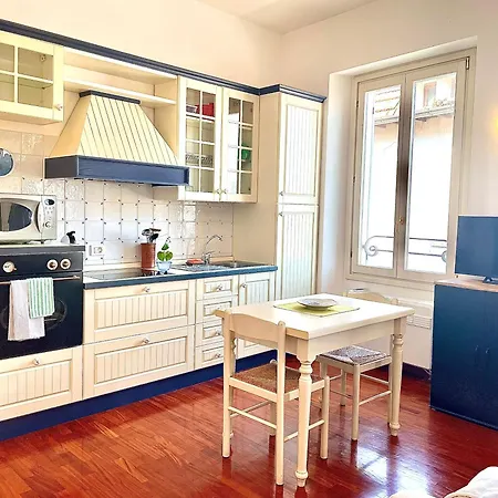 7 Min Walk To Lancetti Station - Marilyn House 아파트 밀라노