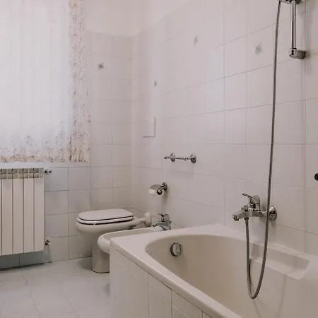 Casa Serena San Siro Free Garage &wi-fi