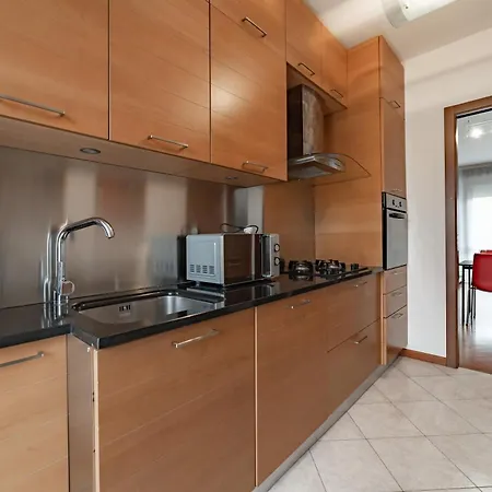 10 Minutes From Bocconi, Elegance And Comfort Milán