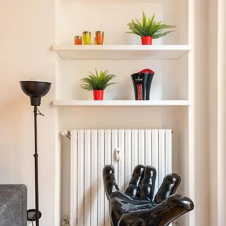 Brera Center Milano-the Art Of Living-metro