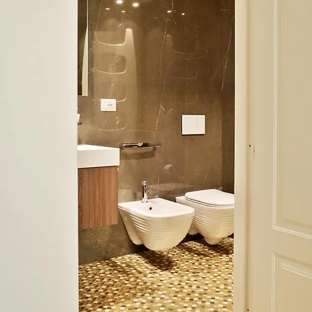 Nocleg ze śniadaniem Porta Nuova 4*