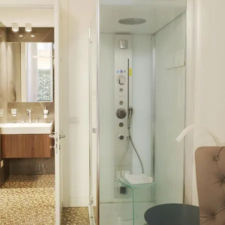Porta Nuova 4* Mediolan