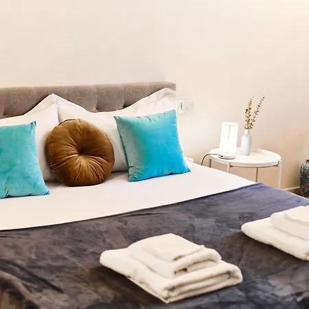 Riverside Loft Navigli - Spacious Two-bedroom