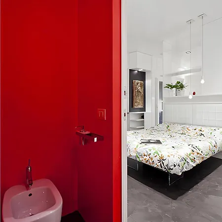 Lux Near Duomo / Mm Tricolore *