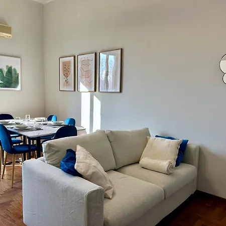 Elegante Bilocale- 1 Minuto Dalla Metro M2 Piola * Милан