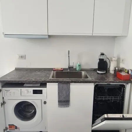 Bilocale Zona Marghera Appena Ristrutturato Apartment Mailand